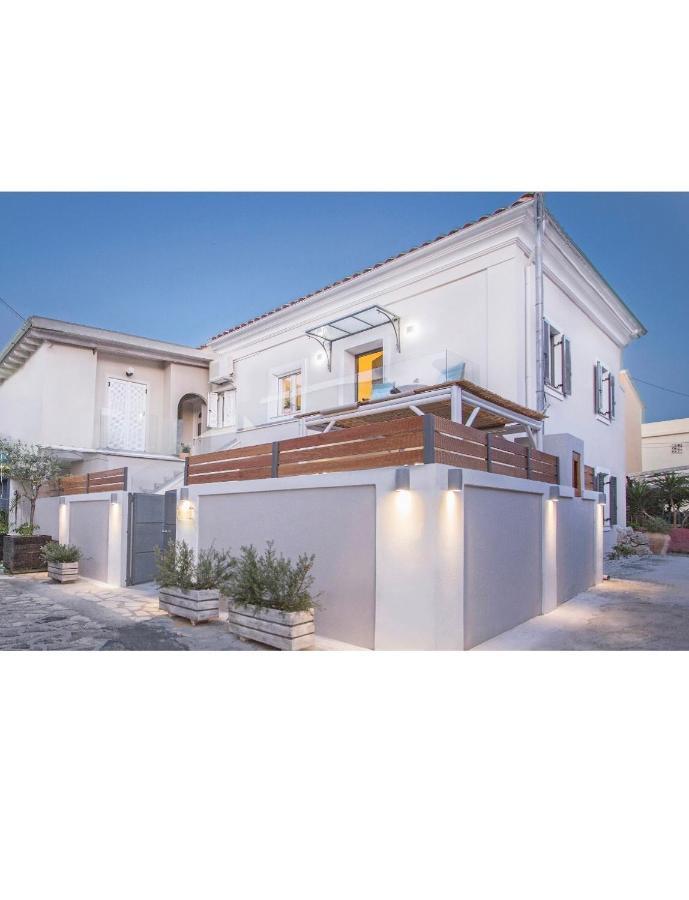 Athena Luxury Apartments 메손기 외부 사진