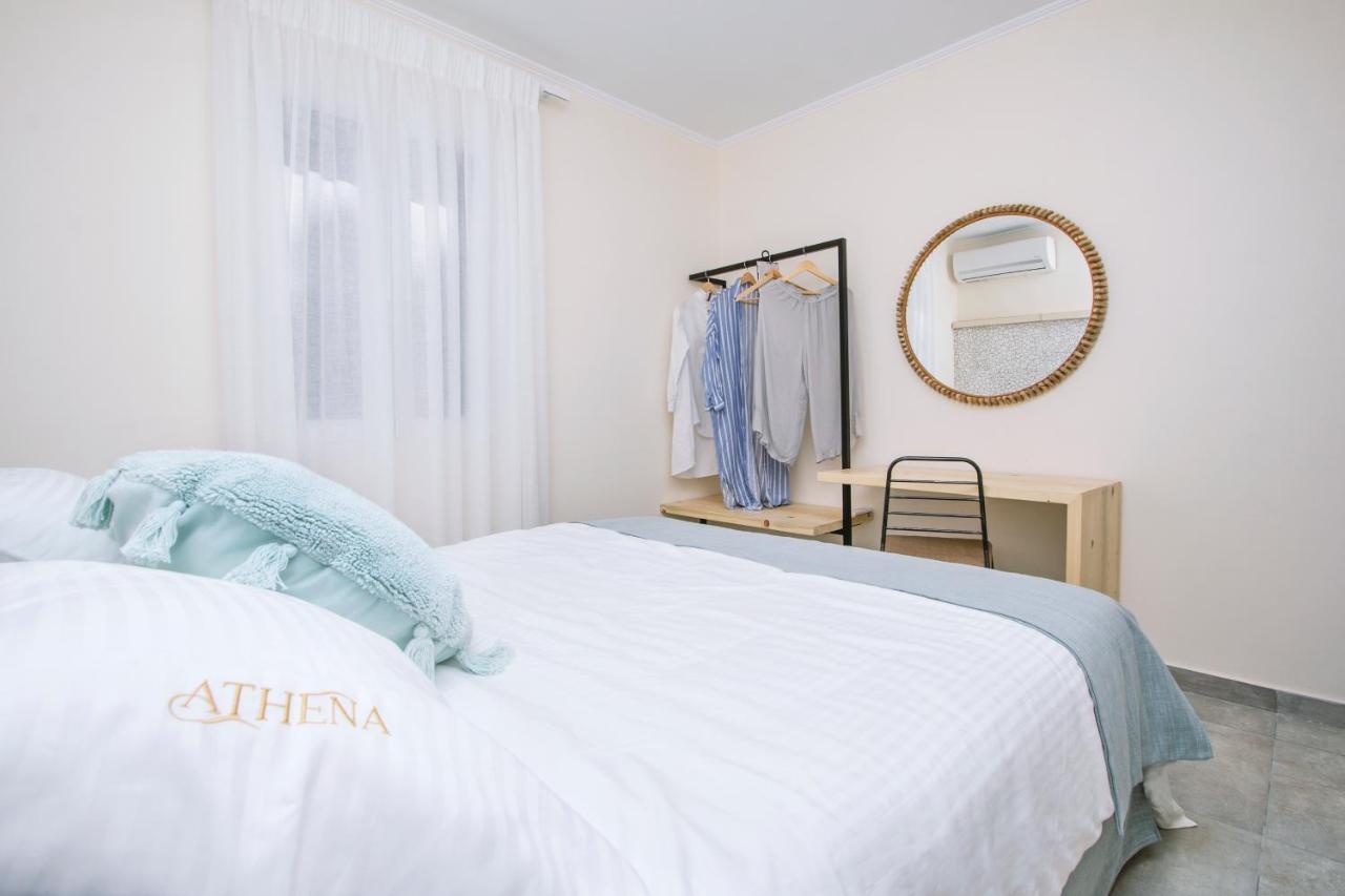Athena Luxury Apartments 메손기 외부 사진