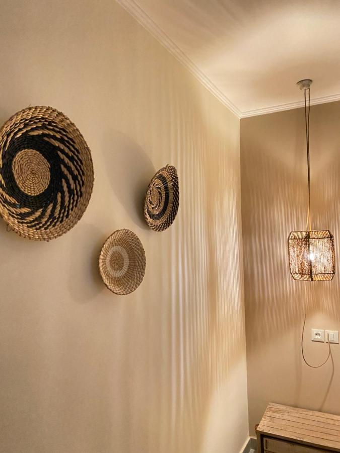 Athena Luxury Apartments 메손기 외부 사진